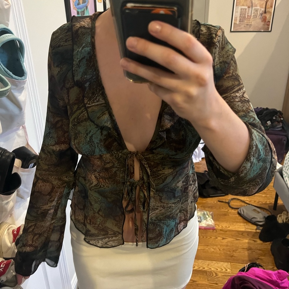 Thrifted Vintage Top - Picture 3 of 4